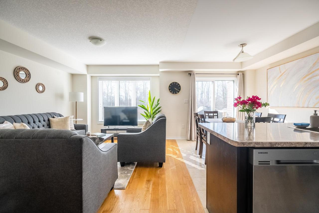 New 3Br Townhouse, Minutes To Niagara Falls And Brock University By Globalstay Thorold Buitenkant foto